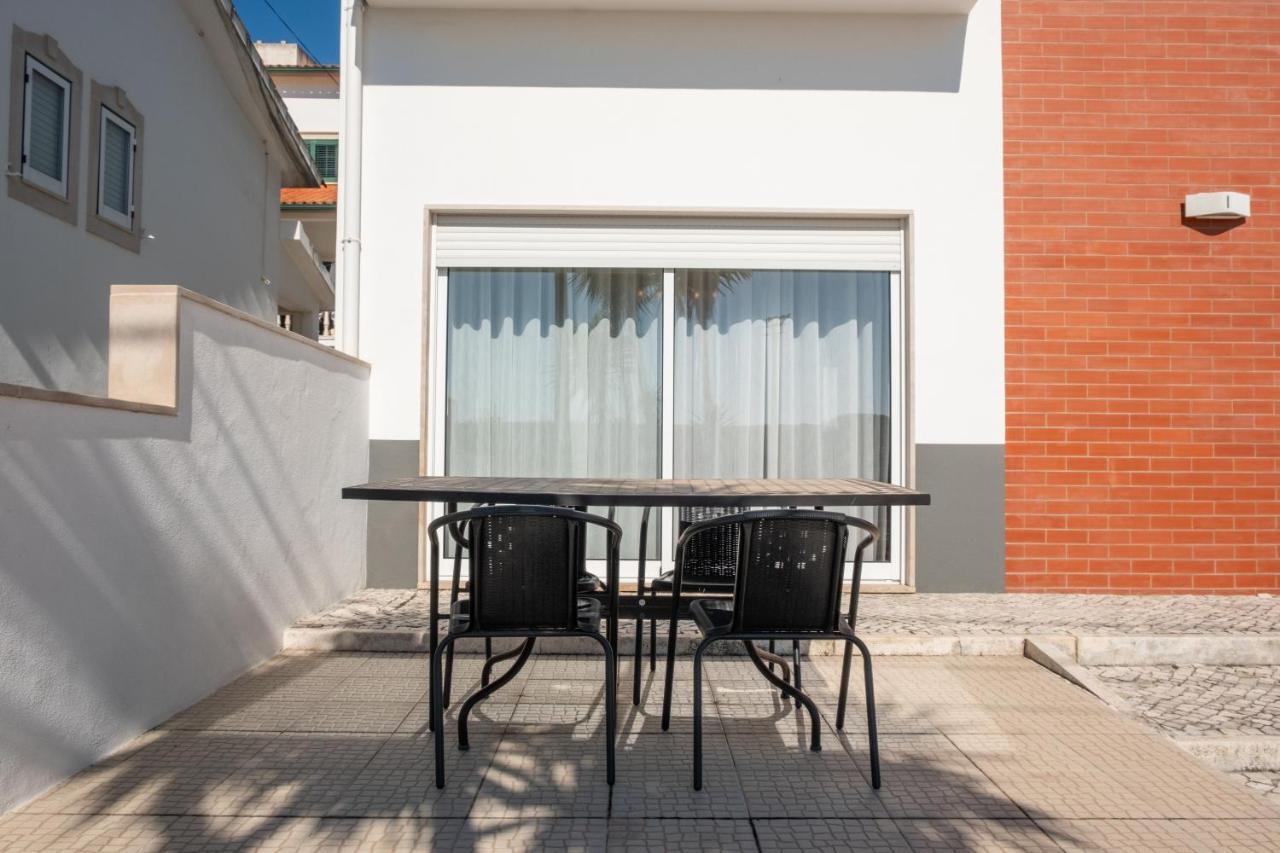 8 Rodrigues Family House - Villa With Patio Nazaré Exterior foto